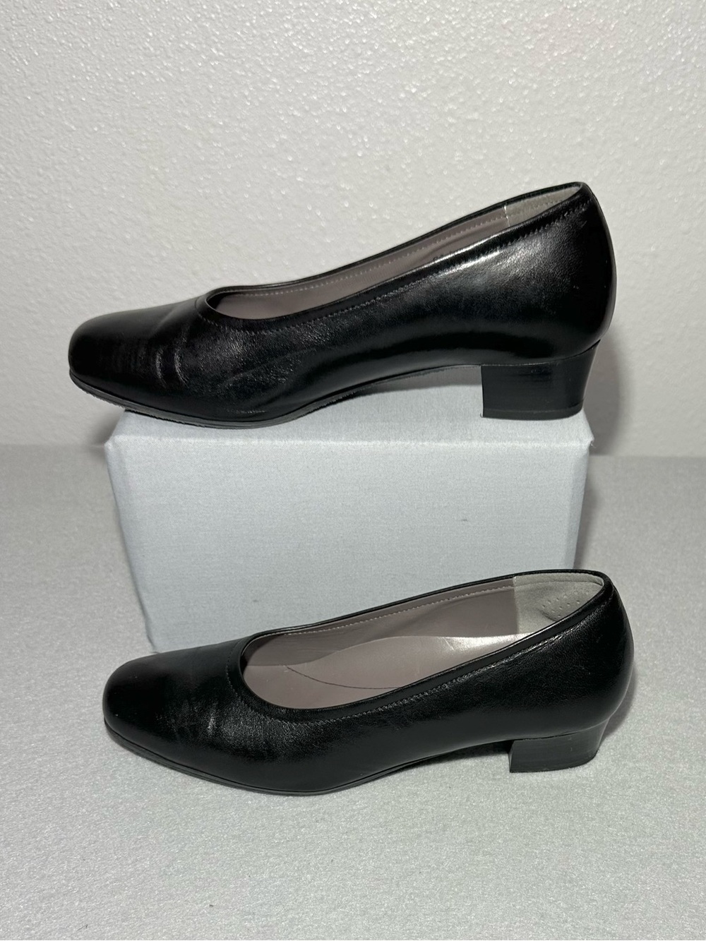 SAS Regina Pump shoes